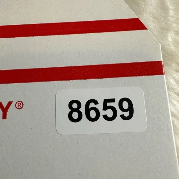 🩷5/$10 Elegant Brown Flower Earrings - Picture 3 of 3